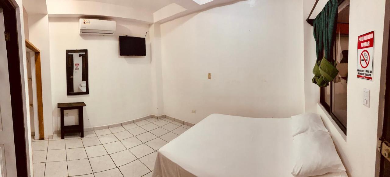 Hotel Cabinas Jacomar Εξωτερικό φωτογραφία