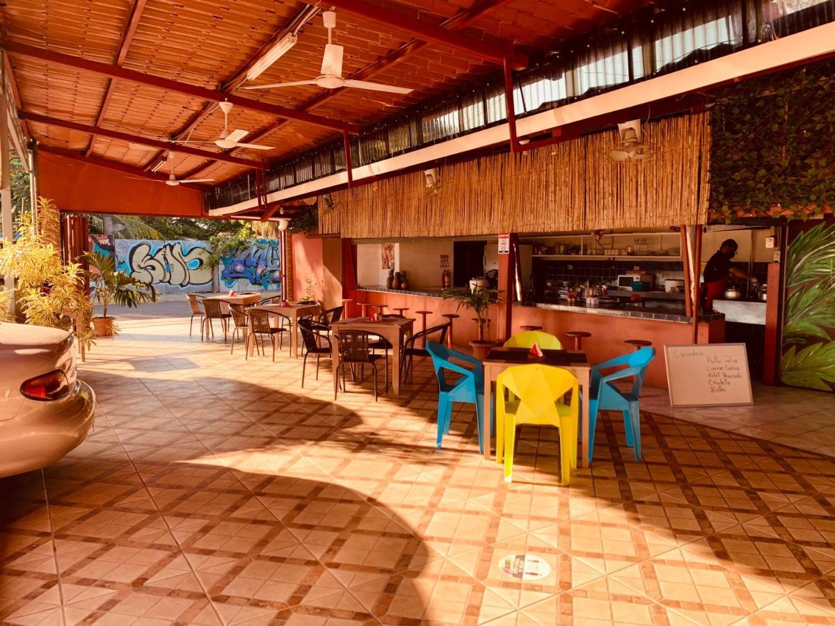 Hotel Cabinas Jacomar Εξωτερικό φωτογραφία