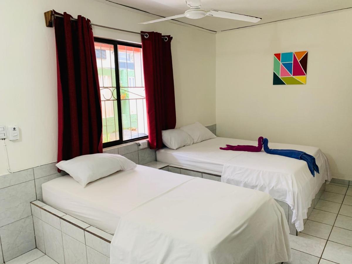 Hotel Cabinas Jacomar Εξωτερικό φωτογραφία